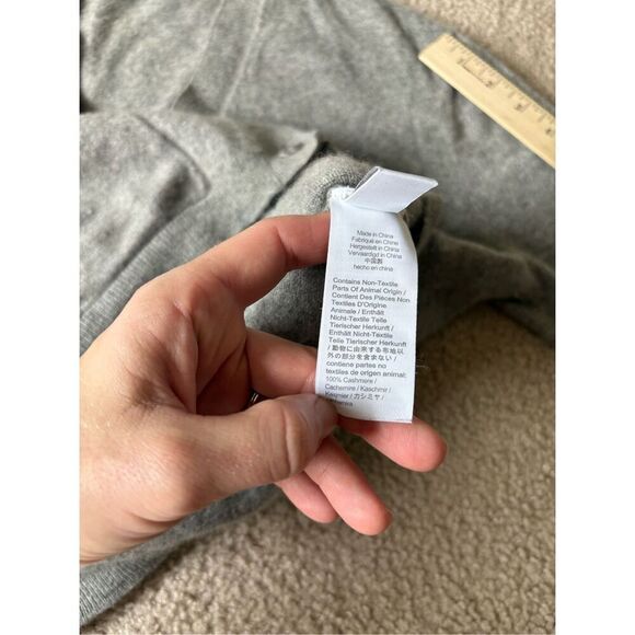 J. Crew Relaxed Fit cashmere cardigan sweater size S Gray Button Front Pockets - Picture 8 of 9